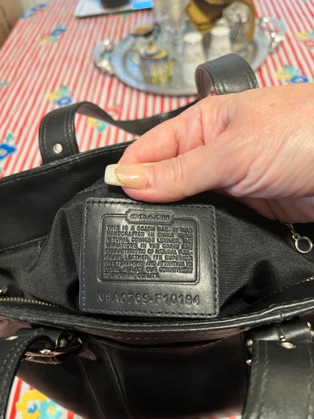 Excellent condition coach tote bag - Picture 9 of 9
